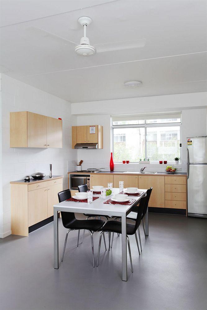 Griffith Village Apartment Gold Coast